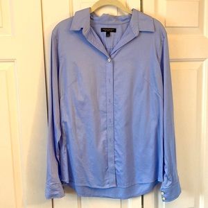 Banana Republic fitted no-iron light blue stretch button down - size 14